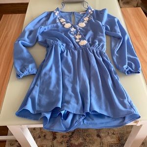 Flowy spring romper! Love this so much and wore once but it’s no longer my vibe.